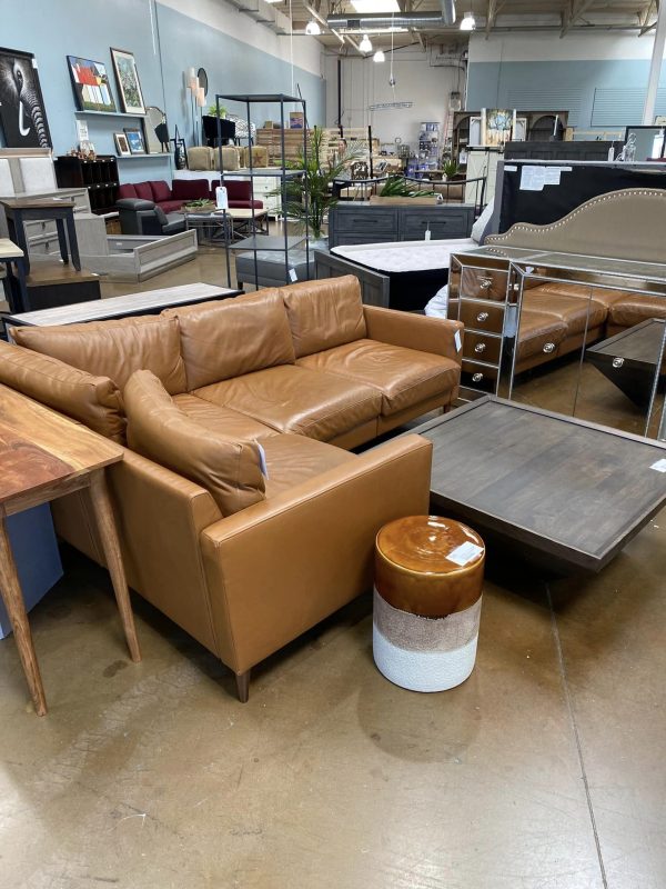 Selling Used Leather Couches and Furniture at San Diego Home Consignment Store